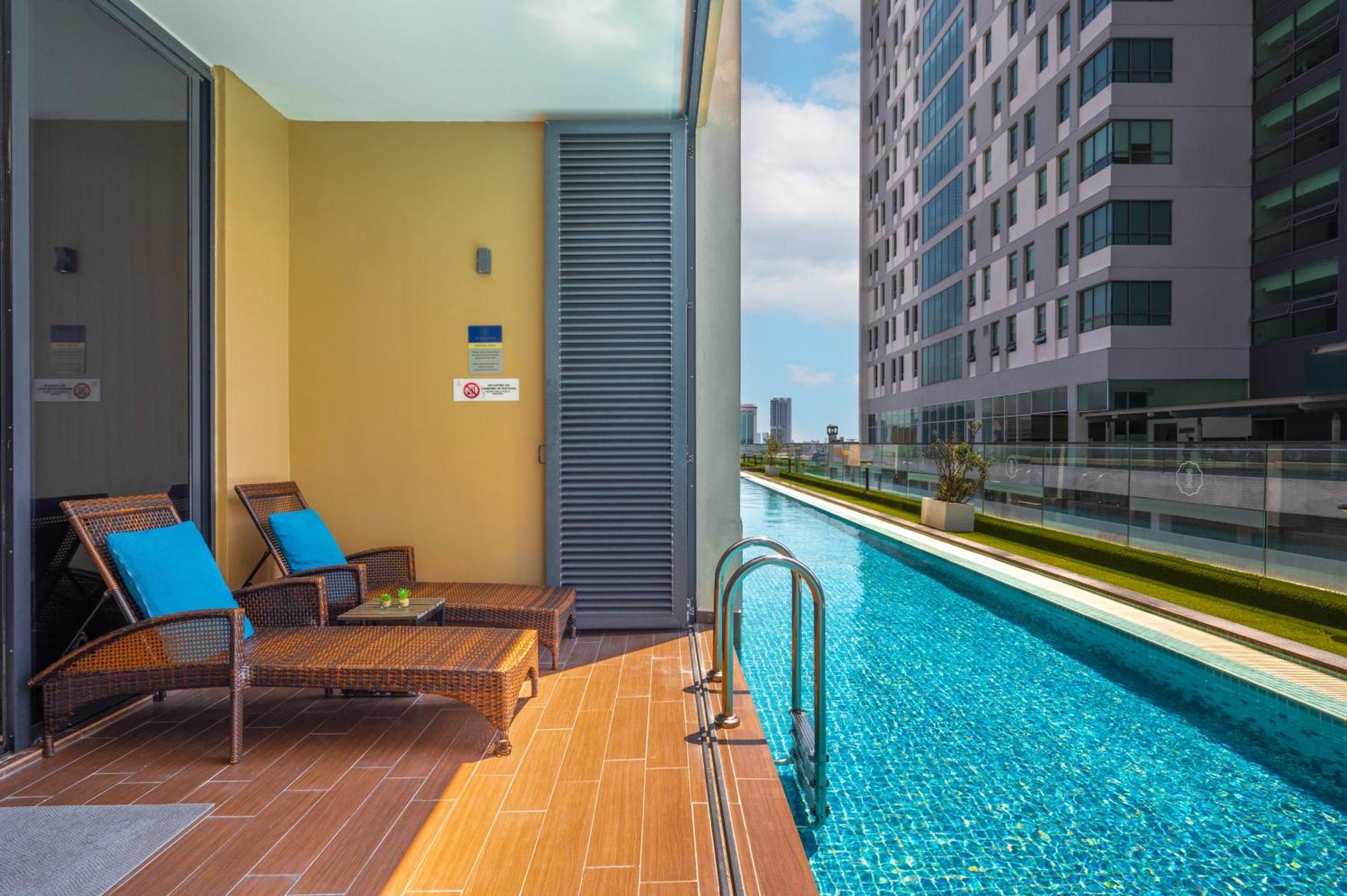 Greystone 99 Suites Malacca Exterior foto
